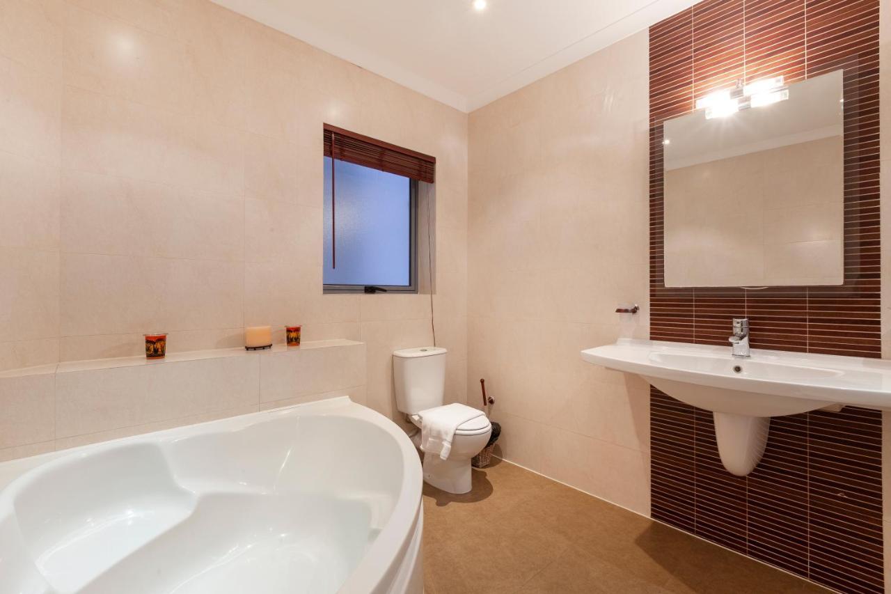 Spacious Seafront Apt With Living, Sofa, Wifi & Ac By 360 Estates Sliema Eksteriør bilde