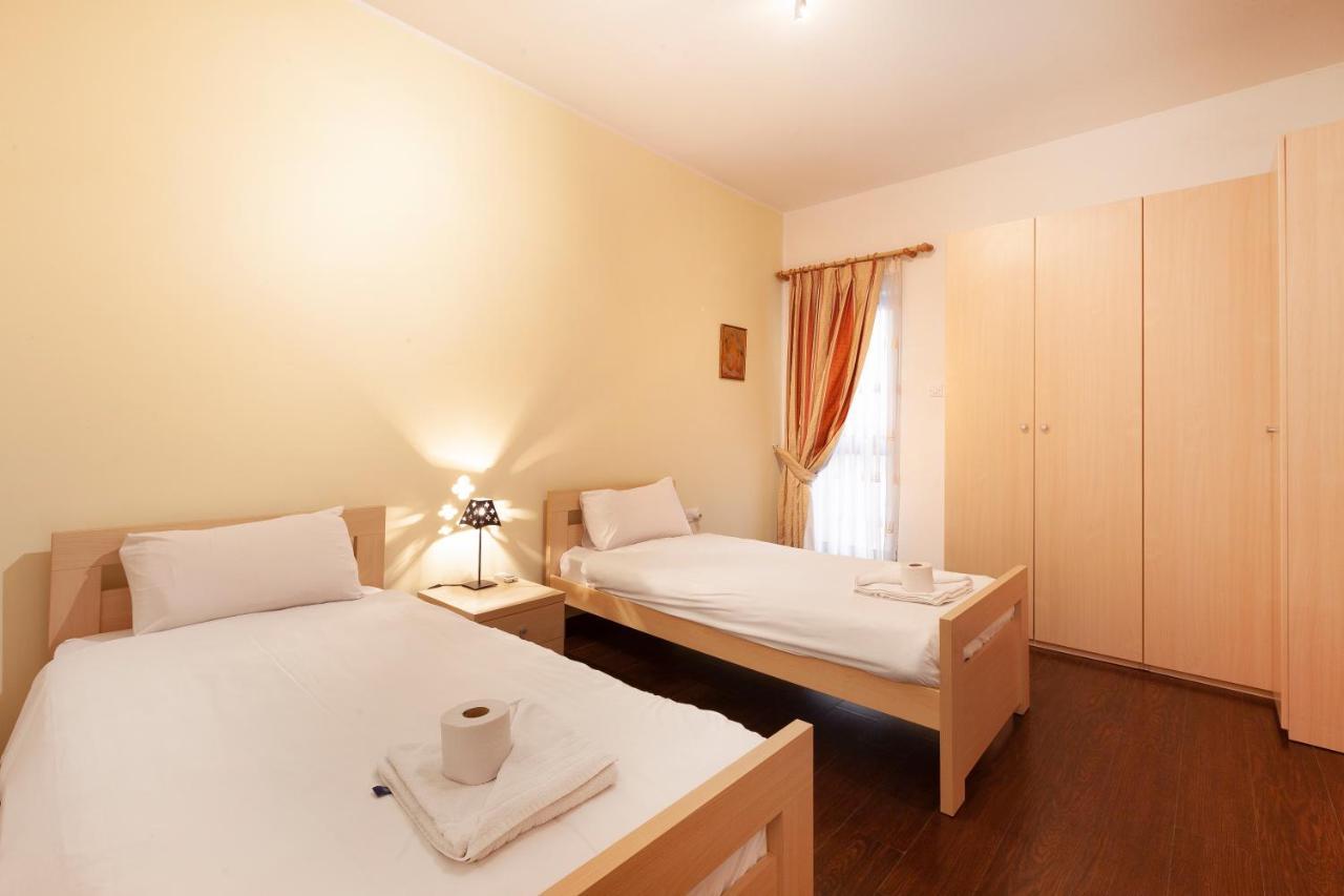 Spacious Seafront Apt With Living, Sofa, Wifi & Ac By 360 Estates Sliema Eksteriør bilde