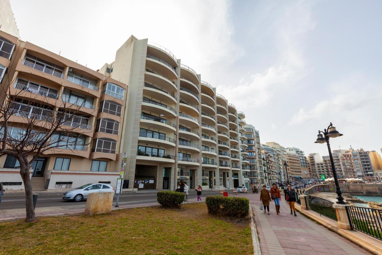 Spacious Seafront Apt With Living, Sofa, Wifi & Ac By 360 Estates Sliema Eksteriør bilde