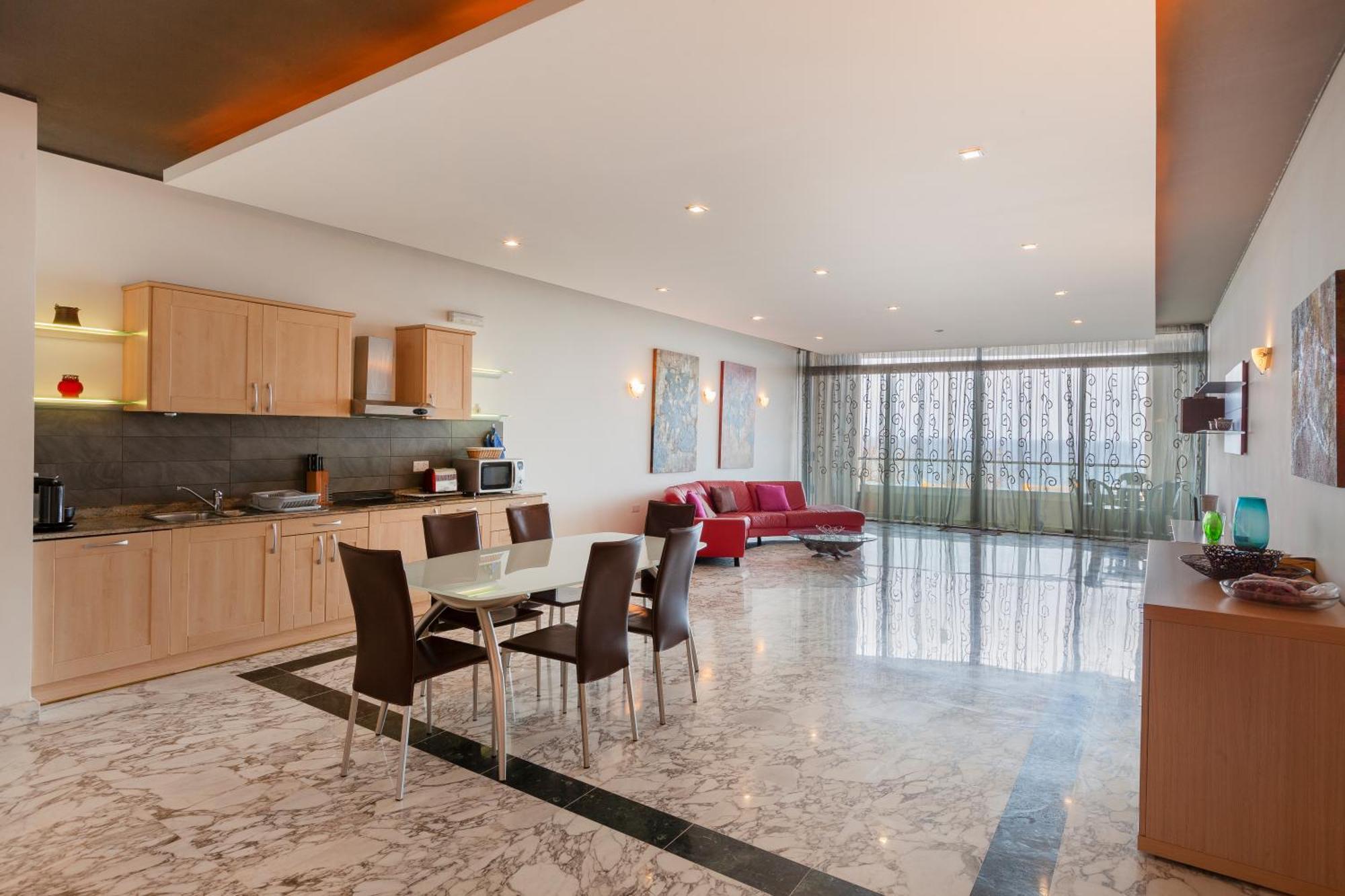 Spacious Seafront Apt With Living, Sofa, Wifi & Ac By 360 Estates Sliema Eksteriør bilde