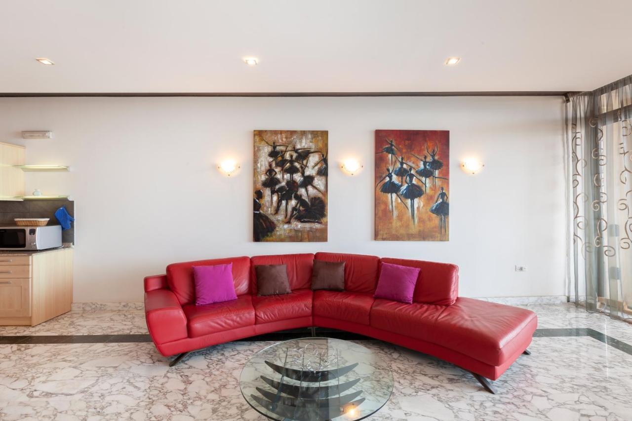 Spacious Seafront Apt With Living, Sofa, Wifi & Ac By 360 Estates Sliema Eksteriør bilde