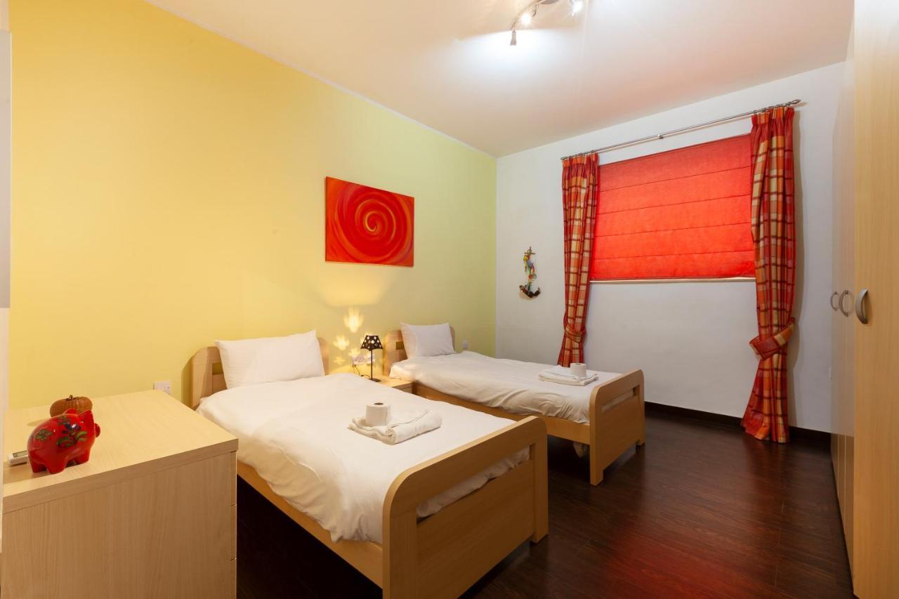 Spacious Seafront Apt With Living, Sofa, Wifi & Ac By 360 Estates Sliema Eksteriør bilde